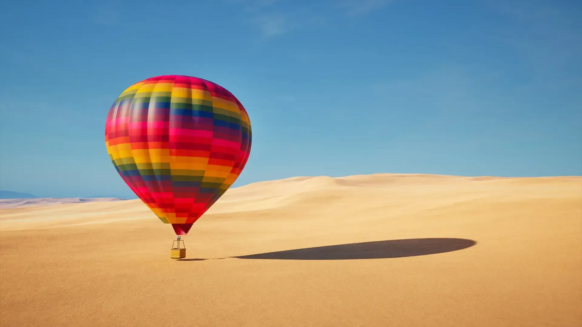 Kleurrijke luchtballon boven een immersieve woestijnomgeving op maat.